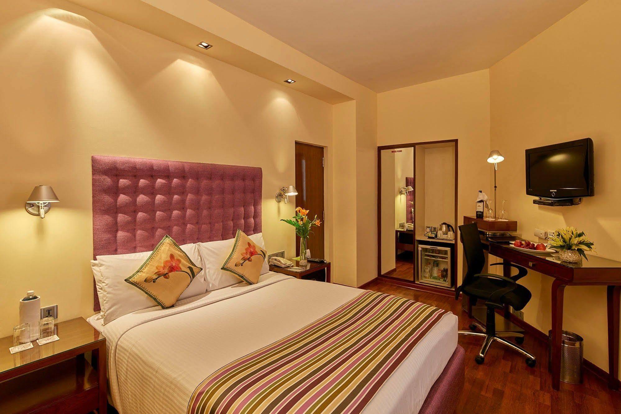 Royal Orchid Central Bangalore, Mg Road Luaran gambar